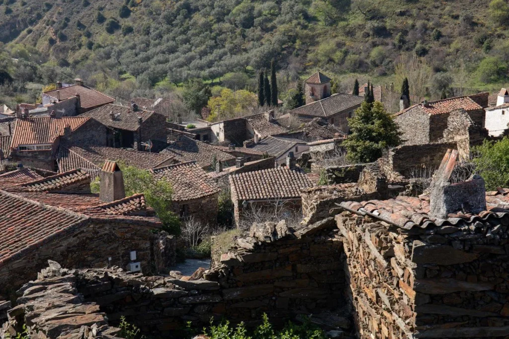 La Comunidad de Madrid invierte millones de euros para repoblar los pueblos vacíos y convertirlos en destinos deseados 3 El “otro Madrid” como alternativa real