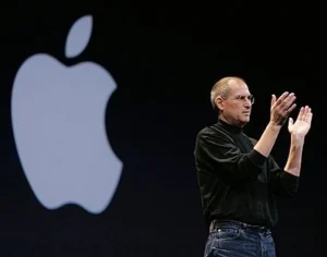 Steve Jobs, el maestro del giro lingüístico, del “lo siento” al “gracias”