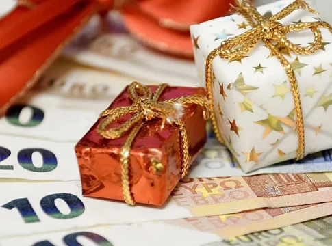 Hacienda te puede pegar un susto con los regalos de Navidad y Reyes Fuente: Adobe Stock Hacienda te puede pegar un susto con los regalos de Navidad y Reyes Fuente: Adobe Stock