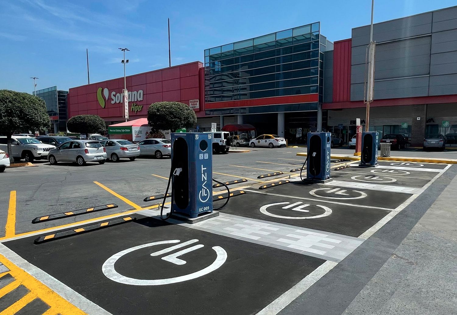 Imagen XCharge impulsa la movilidad electrica en Mejico con su participacion en el proyecto FAZT para los supermercados Soriana