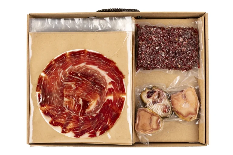 El truco para no liarla con el jamón esta Navidad: viene ya cortado a cuchillo