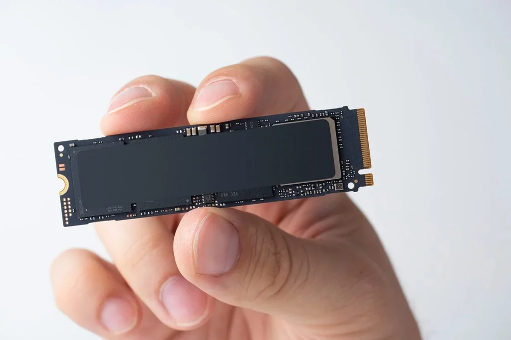 Investigadores trabajan en una futura memoria RAM creada a partir de hongos que podría dejar atrás al silicio 1 La memoria RAM basada en hongos representa una alternativa sostenible al silicio tradicional