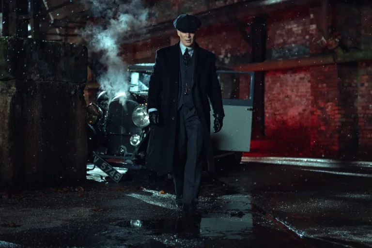 El primer tráiler de ‘Peaky Blinders’ es pura adrenalina con Murphy advirtiendo que “Tommy Shelby no es el mismo”