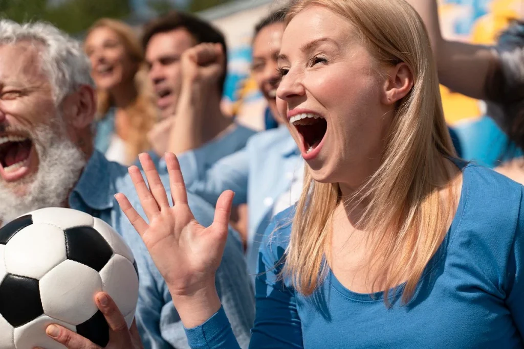Neurocientífico revela exactamente qué sucede en tu cerebro cuando tu equipo marca un gol decisivo: "Es fascinante" 1 La neurociencia explica la reacción química en el cerebro al celebrar un gol decisivo de tu equipo