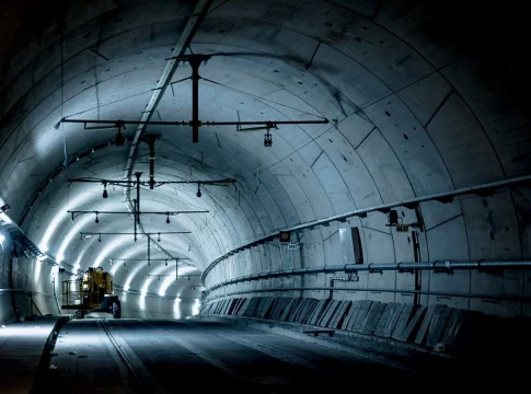 La nueva megainfraestructura submarina combina tecnología pesada y robótica para construir sin pausa bajo el océano La nueva megainfraestructura submarina combina tecnología pesada y robótica para construir sin pausa bajo el océano