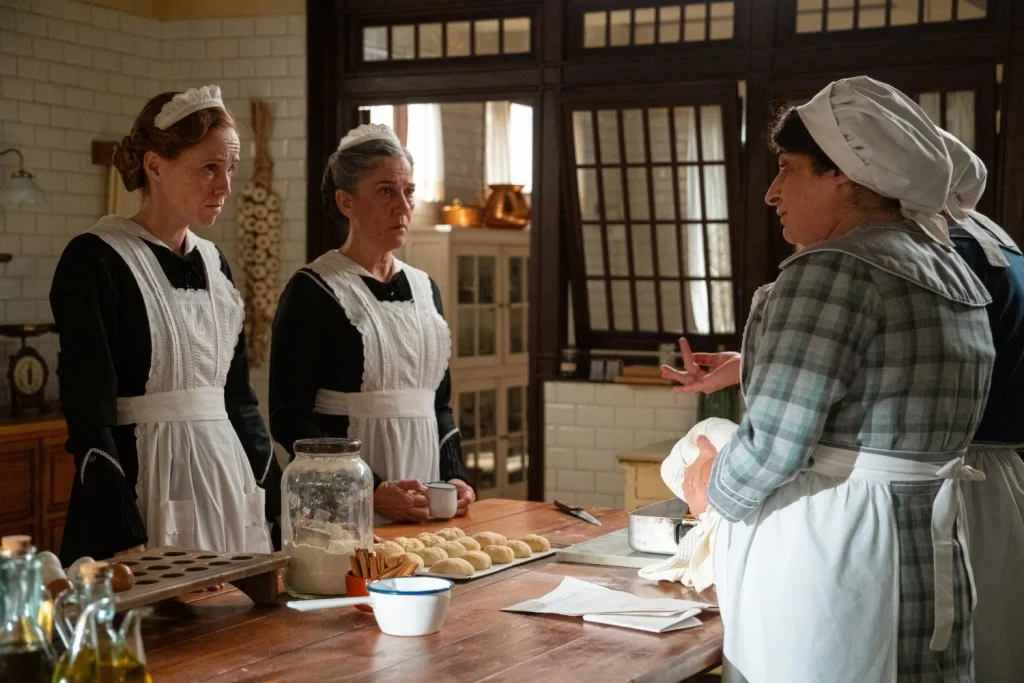 ‘La Promesa’: Dos personajes regresan al palacio a días de la inminente boda de Ángela y Lorenzo 1 Lope queda al descubierto y recibe un encargo decisivo