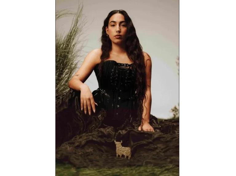 Osborne y María José Llergo presentan 'El toro, el duende y yo', un poema audiovisual que reinventa la mirada sobre el icónico toro