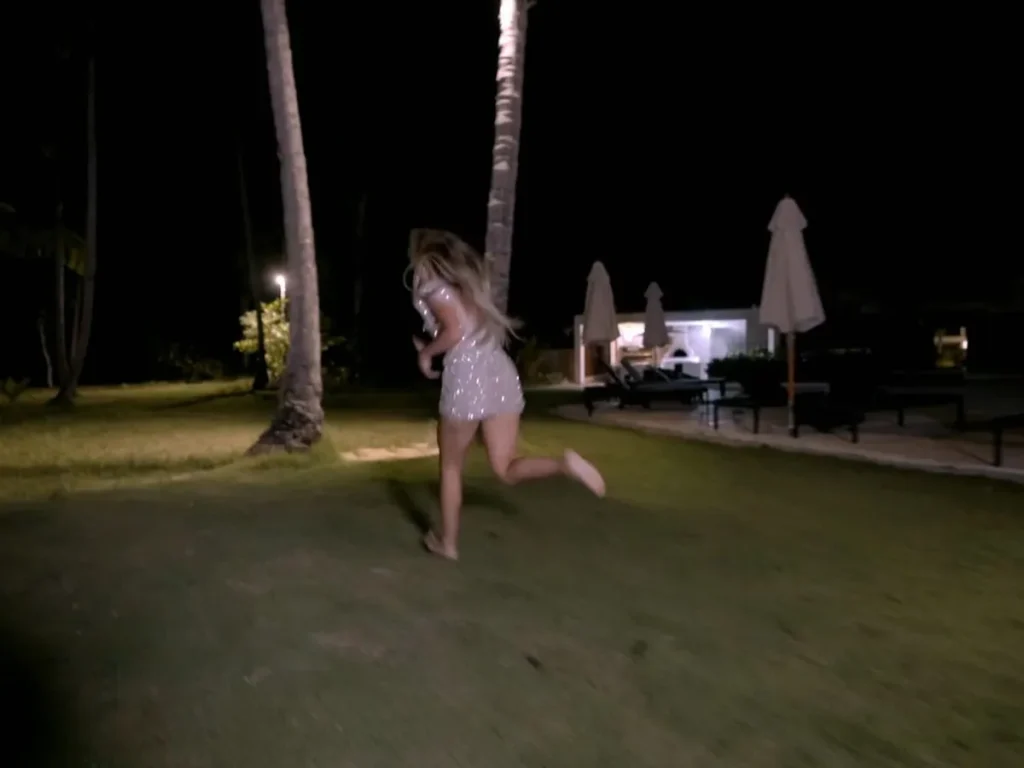 “Nos has puesto a todos en peligro”: Sandra Berneda pierde las formas en 'La Isla de las Tentaciones' 2 Más imágenes y una noche sin tregua