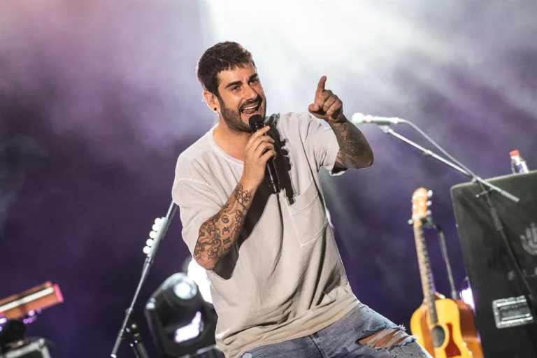 Fechas de los conciertos del Pop Rock Tour de Melendi en 2026