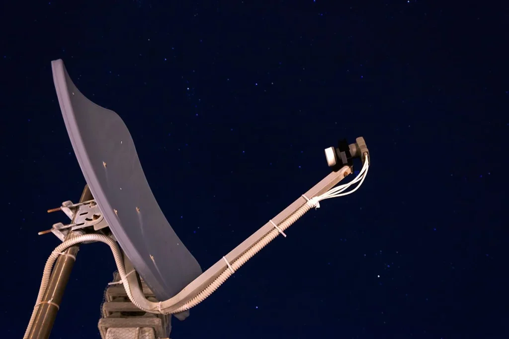 La veterana Voyager 1 se acerca a estar a un día luz de la Tierra: qué significa realmente esa distancia en el espacio interestelar 1 Qué significa que la sonda Voyager 1 esté casi a un día luz de la Tierra en términos astronómicos