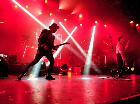 Siloé en la riviera. Fuente: Mahou Siloé en la riviera. Fuente: Mahou