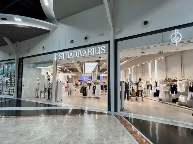 ¡Se agotan! 3 bolsos de Stradivarius tan elegantes como versátiles para triunfar en tus fiestas de diciembre