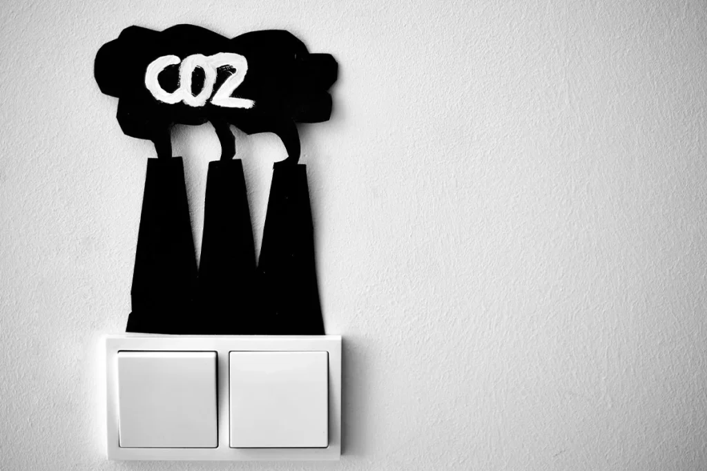 Tecnología solar innovadora transforma dióxido de carbono en energía sostenible sin emisiones extra