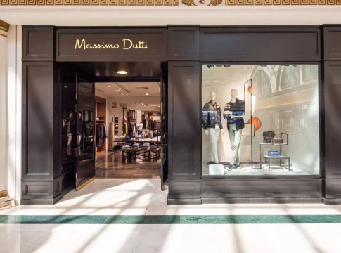 Un guiño a Lady Di: Las novedades de Massimo Dutti para 2026 se adelantan con los zapatos de tacón sensato que marcarán tendencia | Fuente: Agencias Un guiño a Lady Di: Las novedades de Massimo Dutti para 2026 se adelantan con los zapatos de tacón sensato que marcarán tendencia