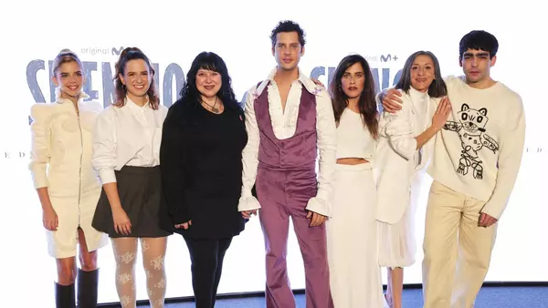 "Solo quiero ser el Santiago Segura homosexual": La radical reinvención de  Casanova con su nueva producción, ‘Silencio’