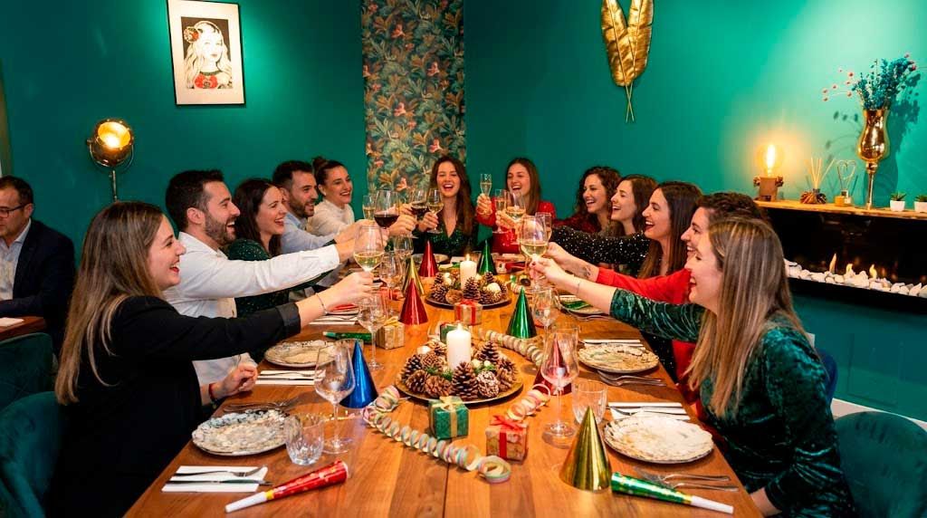 Comidas y cenas de empresa en Navidad: los desfases en restaurantes 1 Comidas y cenas de empresa en Navidad: los desfases en restaurantes