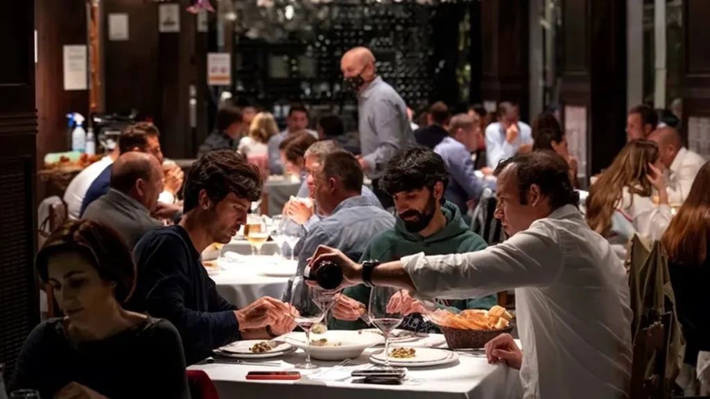 Reservar mesa en restaurantes por Navidad nunca había salido tan caro Fuente: Agencias