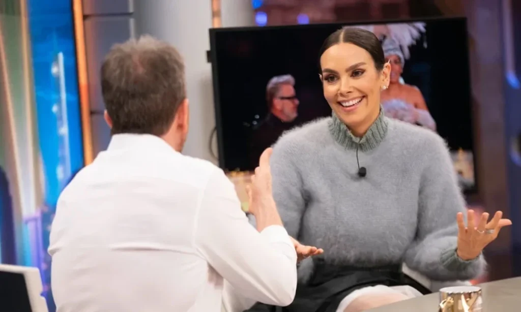 Del vestido de Cristina Pedroche a la nieve de Telecinco: así serán las Campanadas 2025 en televisión 1 Del vestido de Cristina Pedroche a la nieve de Telecinco: así serán las Campanadas 2025 en televisión Fuente: Antena 3