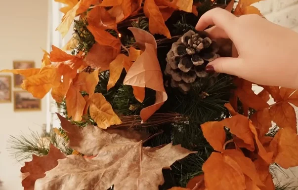 Un árbol de Navidad para todas las estaciones con decoración de plataformas como Temu 2 decorar el arbol de navidad