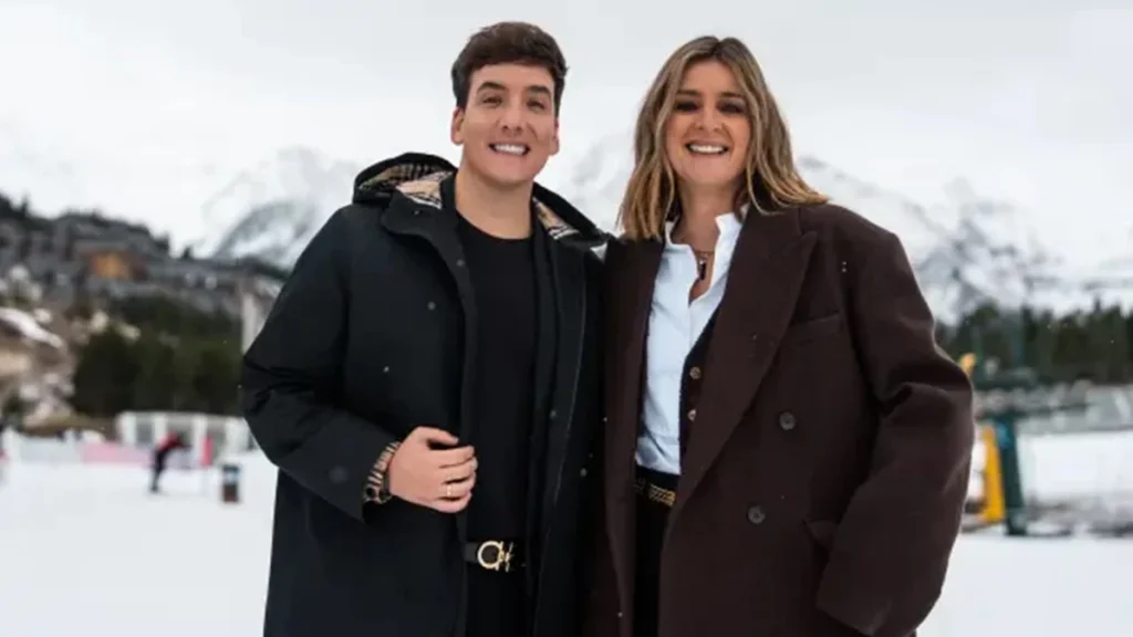 Del vestido de Cristina Pedroche a la nieve de Telecinco: así serán las Campanadas 2025 en televisión 3 Del vestido de Cristina Pedroche a la nieve de Telecinco: así serán las Campanadas 2025 en televisión Fuente: Instagram Estopa