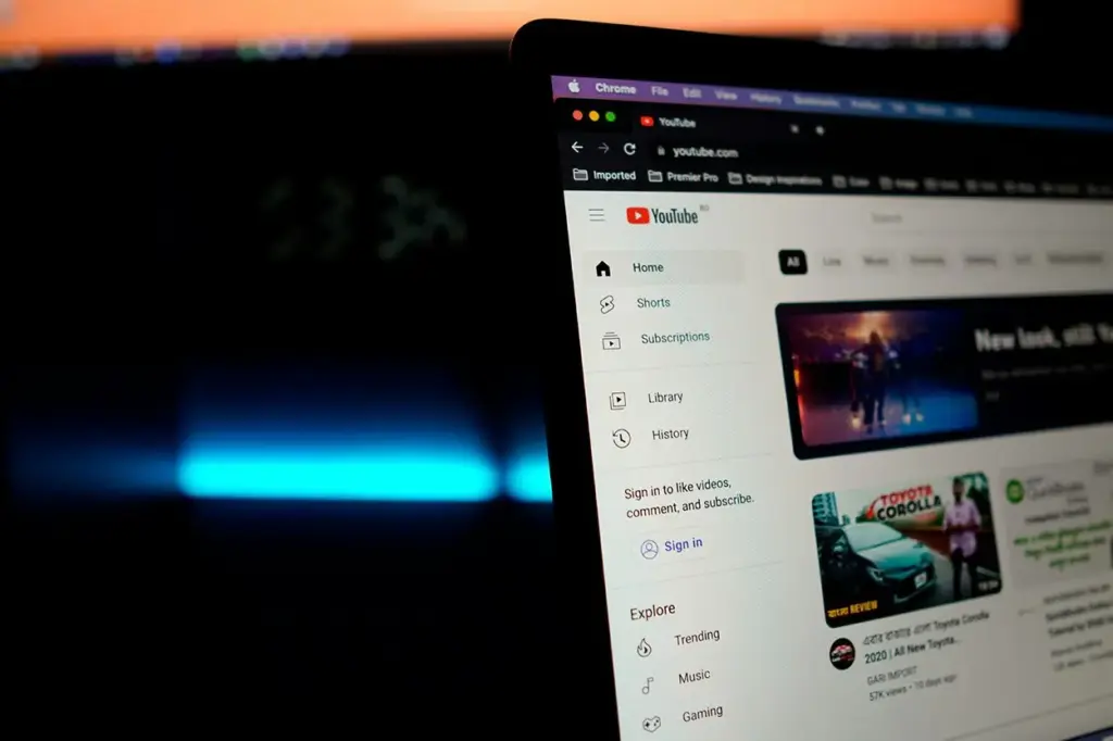 Alerta sobre la contaminación de YouTube con videos de baja calidad producidos automáticamente por IA