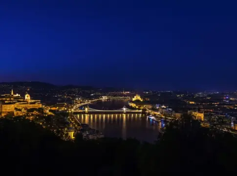 Si París te parecía demasiado caro: Budapest tiene todo lo que buscabas por menos dinero Si París te parecía demasiado caro: Budapest tiene todo lo que buscabas por menos dinero