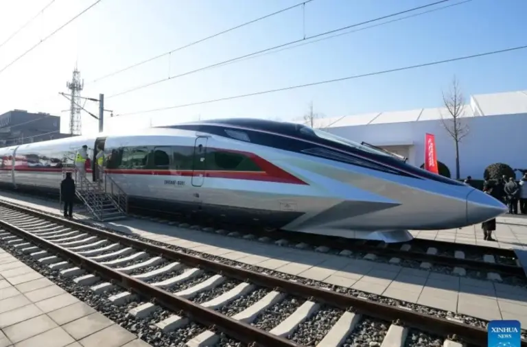 China mueve a toda la población de España en tren en 3 días: 48 millones de viajeros internos para arrancar 2026
