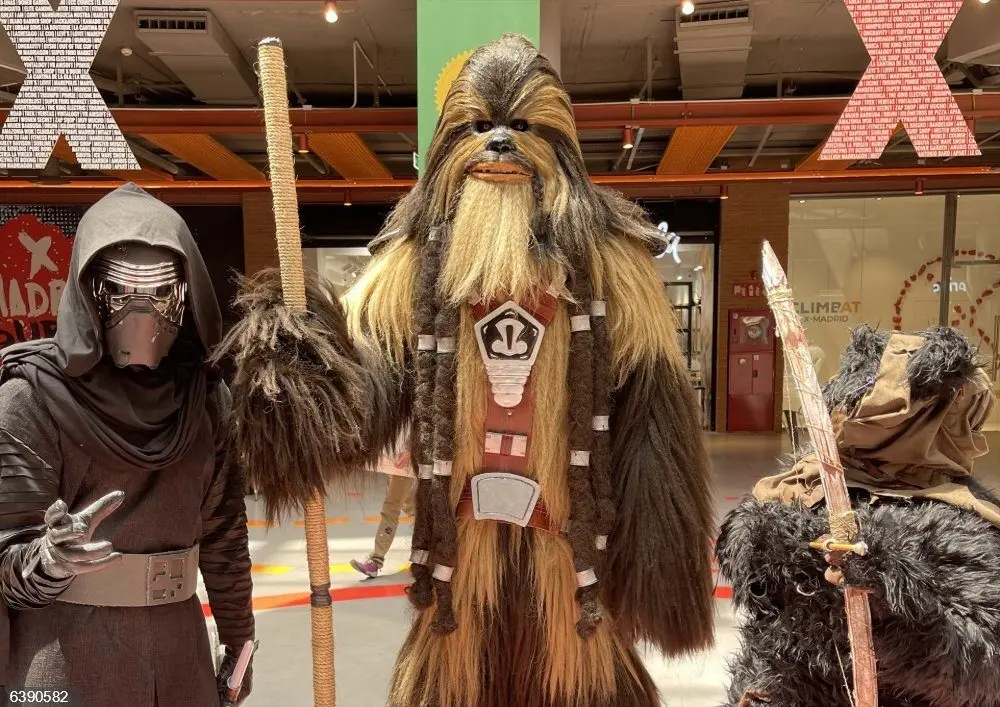 Disney apuesta por series, parques y nostalgia