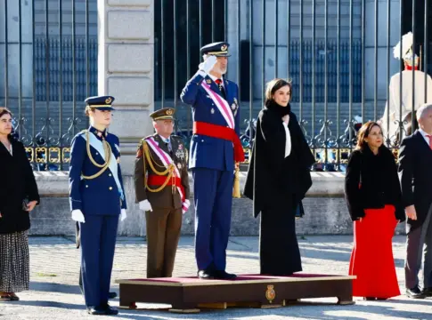 El detalle en las fotos de Felipe VI y Letizia que ha hecho saltar todas las alarmas | Fuente: Casa de S.M el Rey El detalle en las fotos de Felipe VI y Letizia que ha hecho saltar todas las alarmas