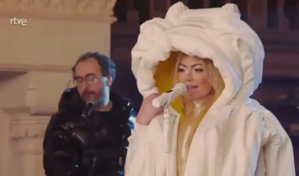 Vuelve la voz de una generación: Amaia Montero reaparece con La Oreja de Van Gogh para presentar su nuevo hit 2 El nuevo single y la ausencia de Pablo Benegas