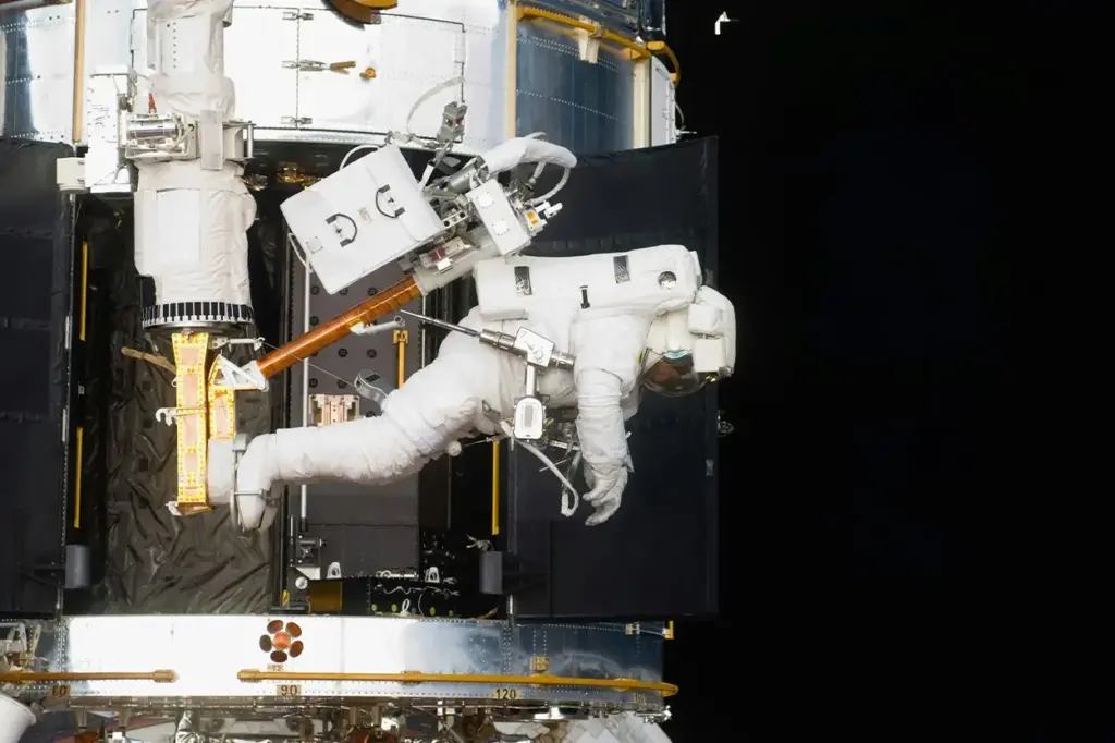 El regreso adelantado a la Tierra de astronautas por enfermedad marca protocolo de emergencia en la NASA