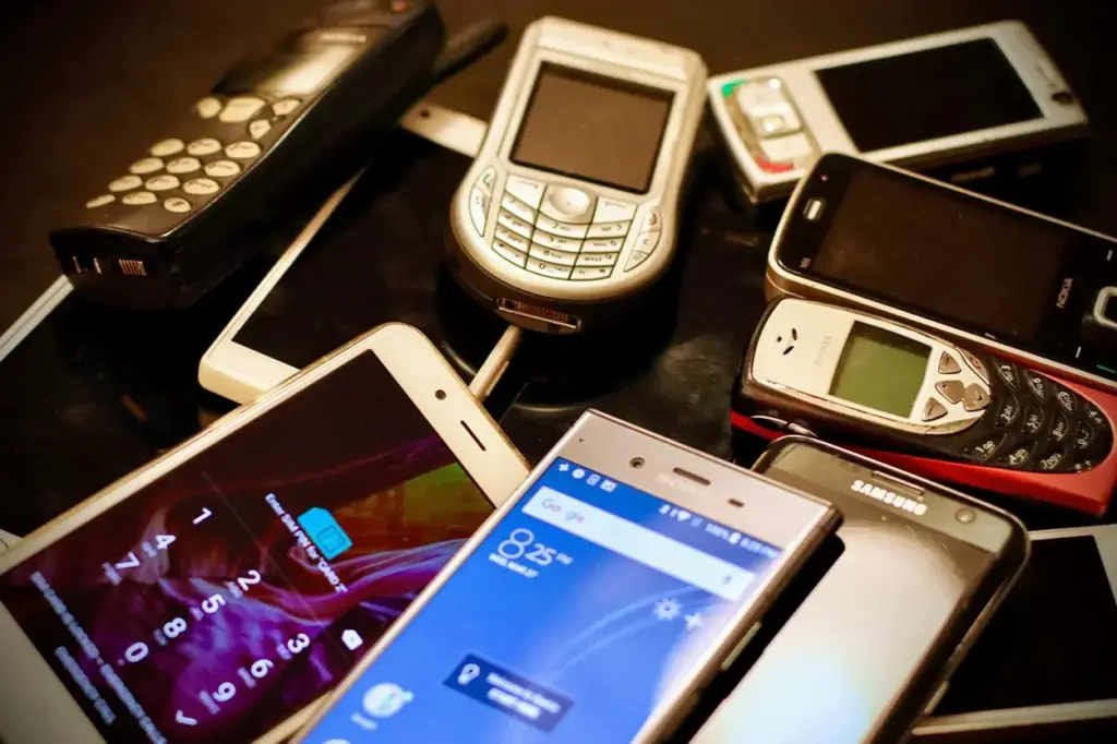 Gestión segura de dispositivos móviles antiguos_ guía para evitar problemas con baterías degradadas