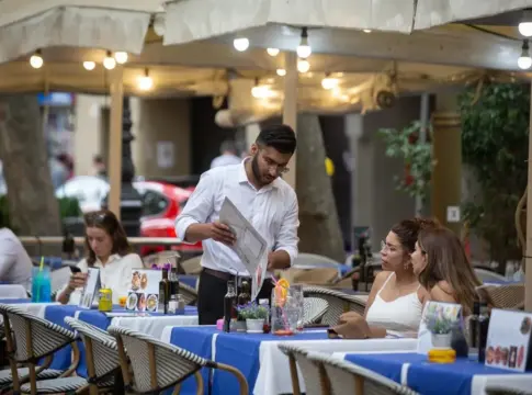 Hostelería y servicios, en busca de profesionales Hostelería y servicios, en busca de profesionales