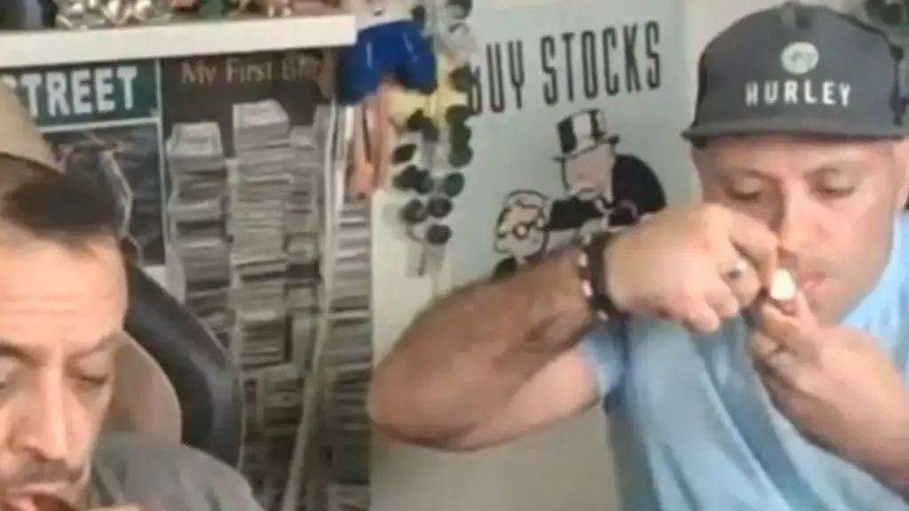 Humillarse, drogarse o autolesionarse: cuando el directo se convierte en moneda de cambio