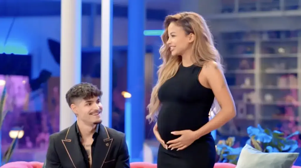 La ausencia inesperada de Álvaro y Mayeli