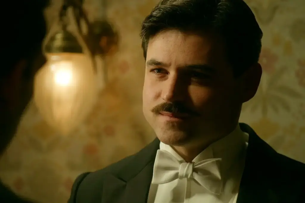 La defensa ante el comandante y la relación de María y Carlo