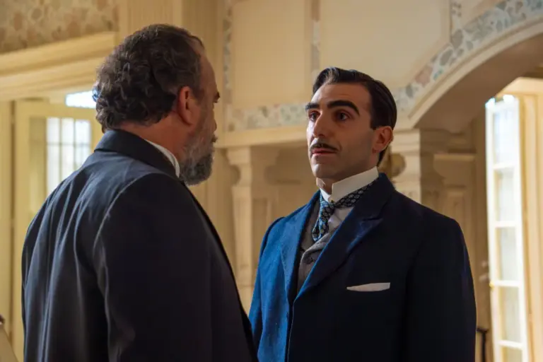 “Me he besado con otro”: Confesiones y reconciliaciones vuelven a ‘La Promesa’