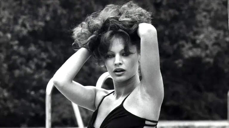 Fue la mujer más deseada de España en los 70 y hoy come de la caridad: la foto de Nadiuska que rompe el corazón