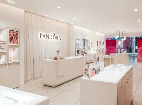 Parecen diamantes pero cuestan la mitad: los nuevos anillos de Pandora que serán el regalo soñado en San Valentín | Fuente: Pandora Parecen diamantes pero cuestan la mitad: los nuevos anillos de Pandora que serán el regalo soñado en San Valentín