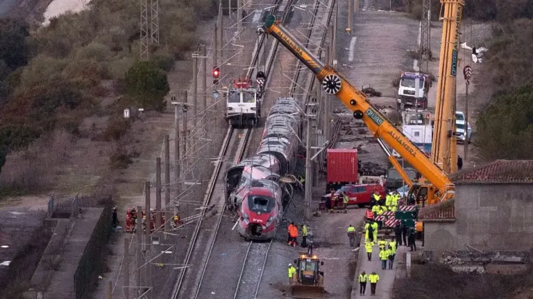 Accidente mortal en la base de Renfe de Villaverde: un fallecido y dos heridos