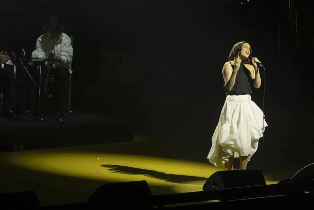 Rosalía en el Palau Sant Jordi: “Bona nit, Barcelona” 
