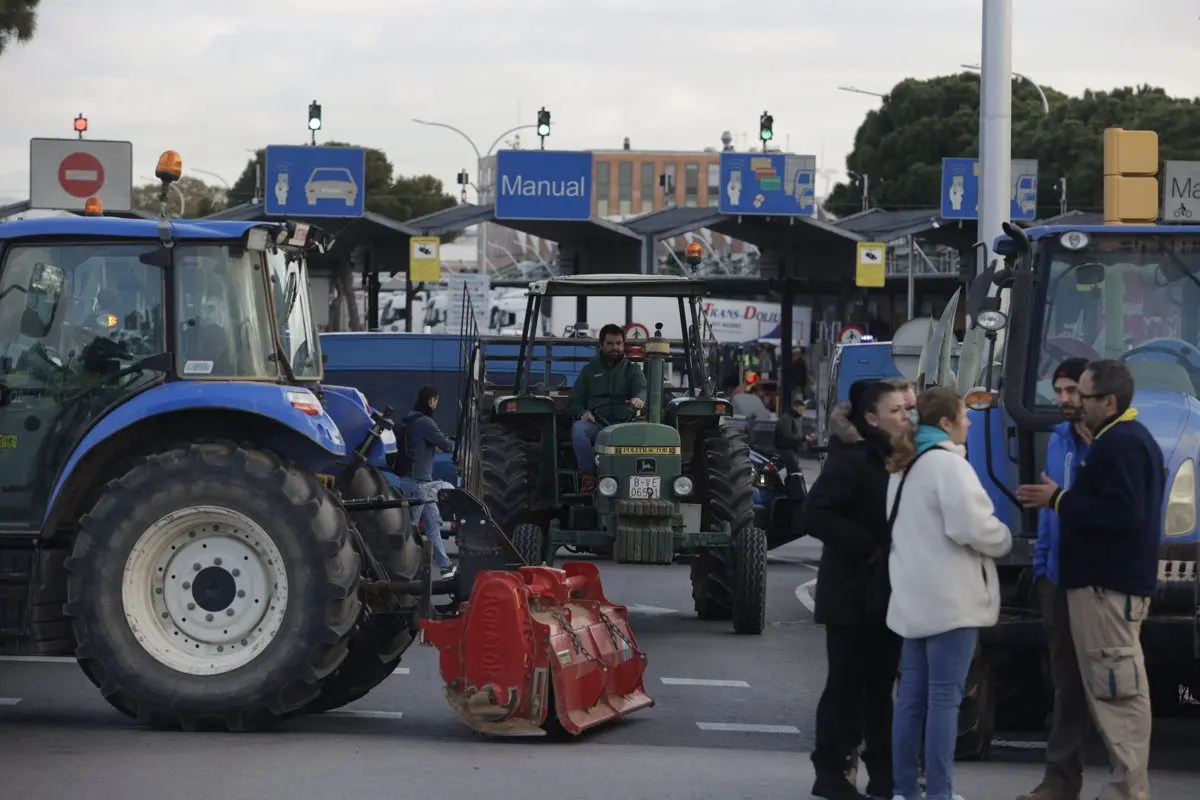 Tractoradas y manifestaciones. toda España en pie Tractoradas y manifestaciones: toda España en pie
