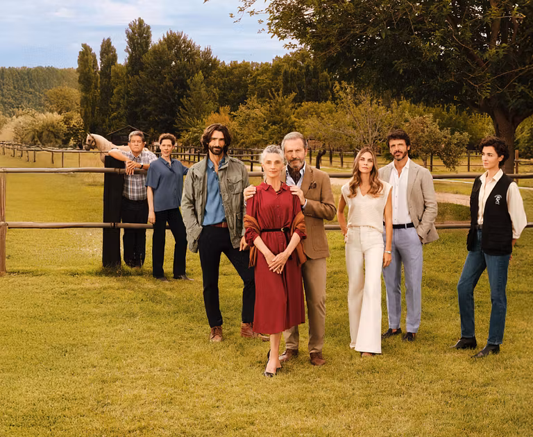 Una serie construida para ser un éxito, pero con un lastre