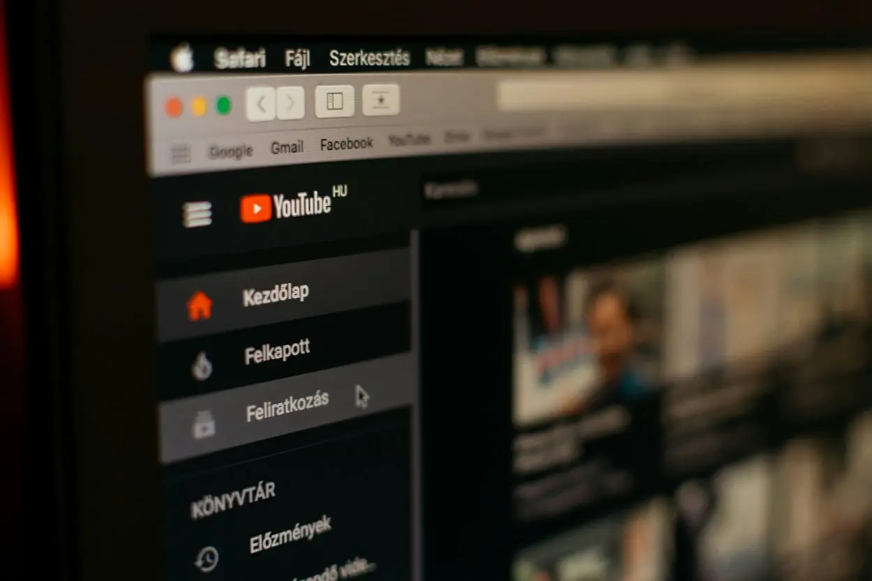 YouTube enfrenta una crisis de calidad con el 20% de recomendaciones siendo contenido generado por IA YouTube enfrenta una crisis de calidad con el 20% de recomendaciones siendo contenido generado por IA