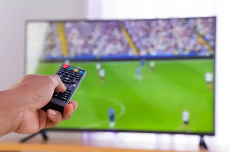 La audiencia en España del Almería-Deportivo de La Coruña supera en un 64,5% a la del Manchester City-Manchester United