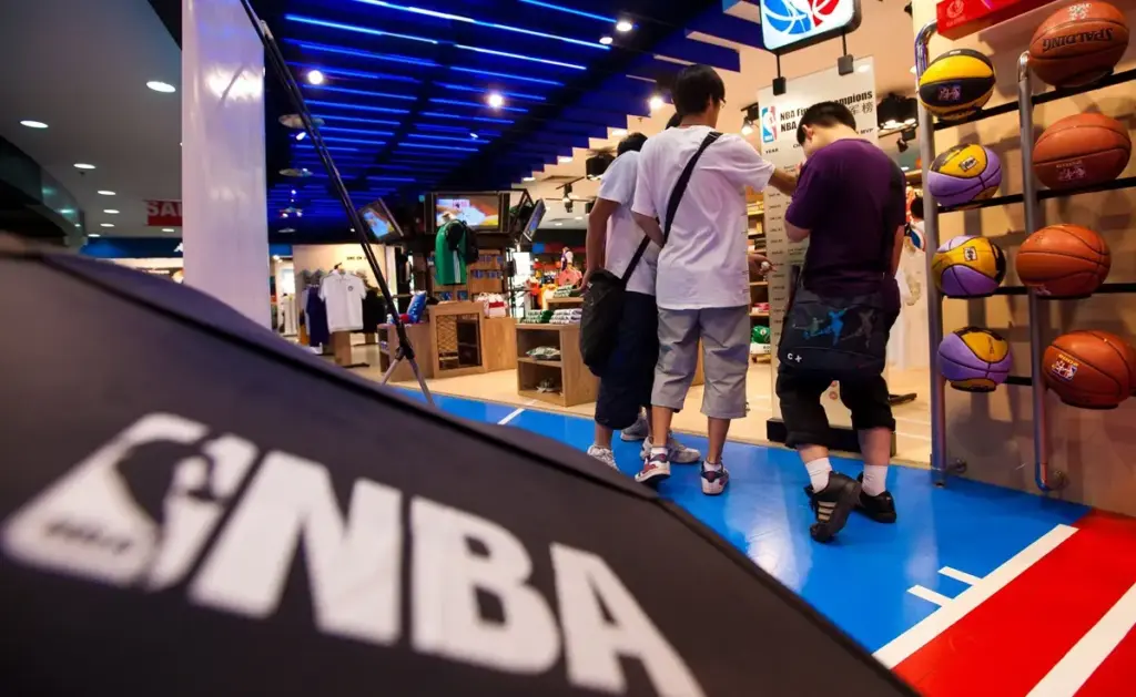 Del contrabando de cintas al negocio total: así conquistó la NBA el mercado chino Fuente: Agencias
