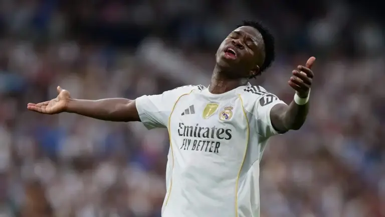 El divorcio del Bernabéu: Vinicius se asoma al abismo en plena era Xabi Alonso
