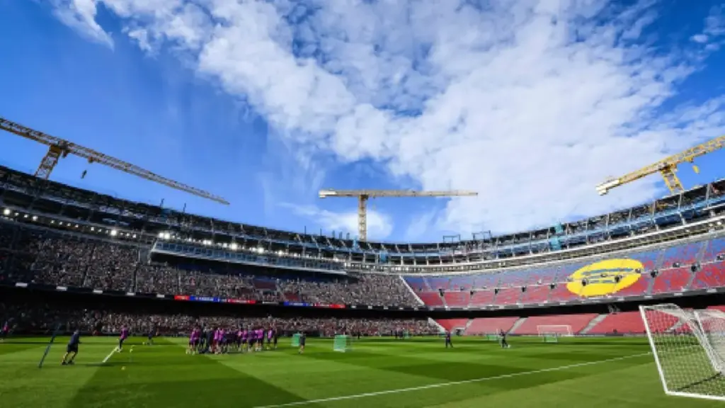 El Camp Nou amplía su aforo en febrero: la licencia para 62.000 espectadores llega con retraso Fuente: Agencias 