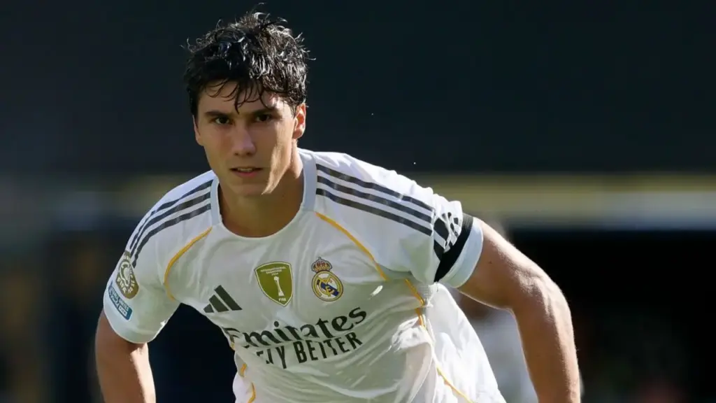 Álvaro Arbeloa ignora la puntería de Gonzalo García Fuente: Agencias