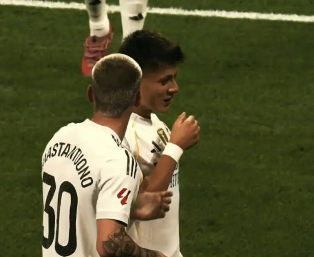 Mastantuono y Güler no despegan y preocupan a la dirección del Real Madrid Fuente: Redes